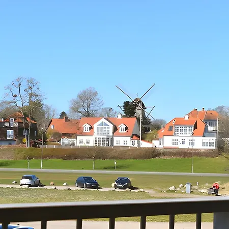 Hotel Kerteminde Strand Отель Кертеминне